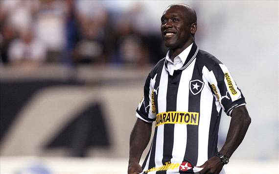 Clarence Seedorf in his Botafogo shirt