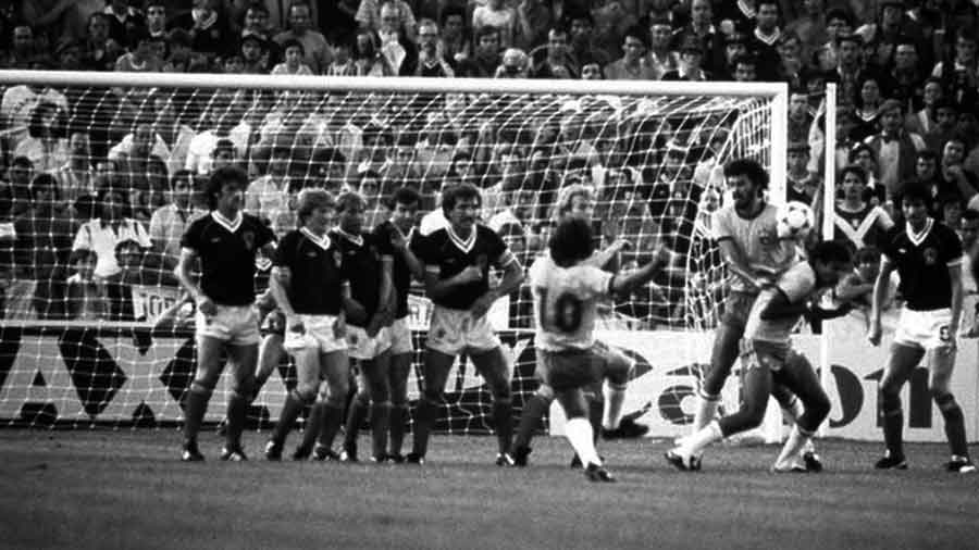 zico-free-kick-scotland